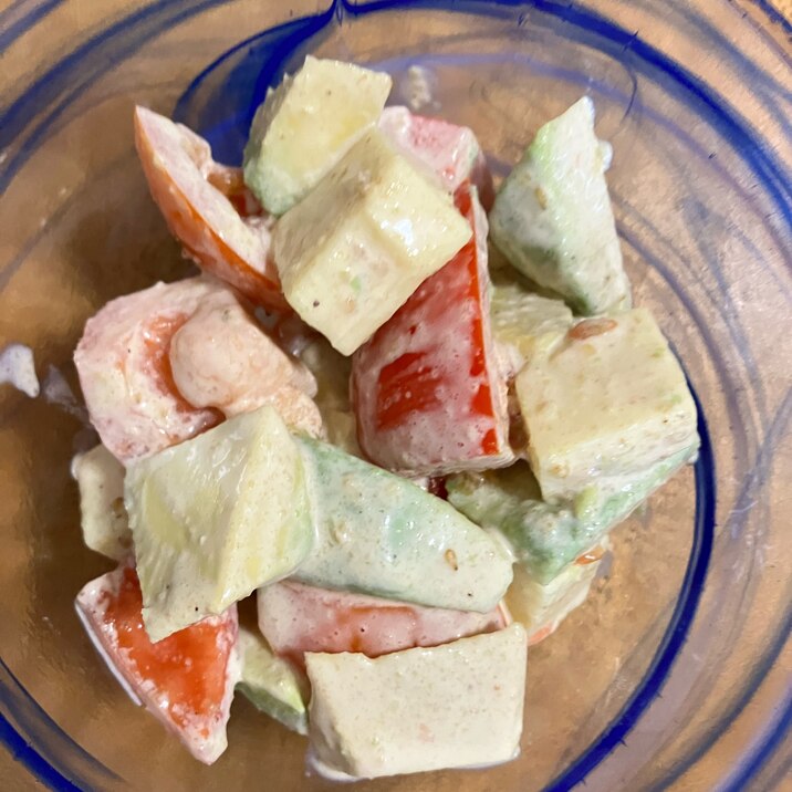 アボカドとチーズの明太さっぱり和え